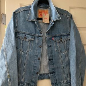 Levi’s denim jacket